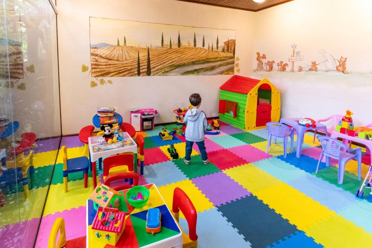 Pousada La Toscana Campos do Jordão エクステリア 写真