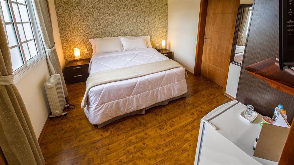 Pousada La Toscana Campos do Jordão エクステリア 写真
