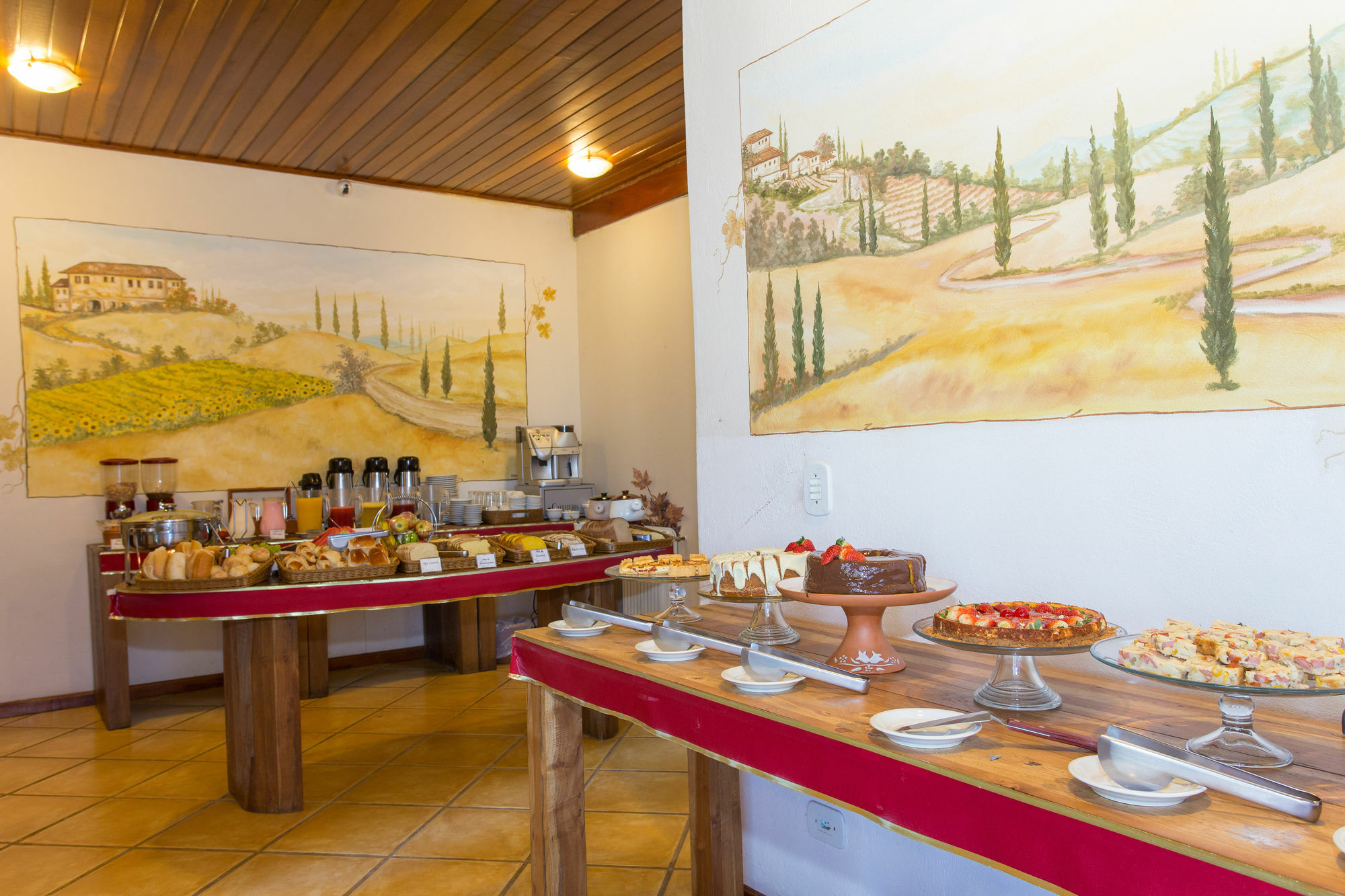 Pousada La Toscana Campos do Jordão エクステリア 写真
